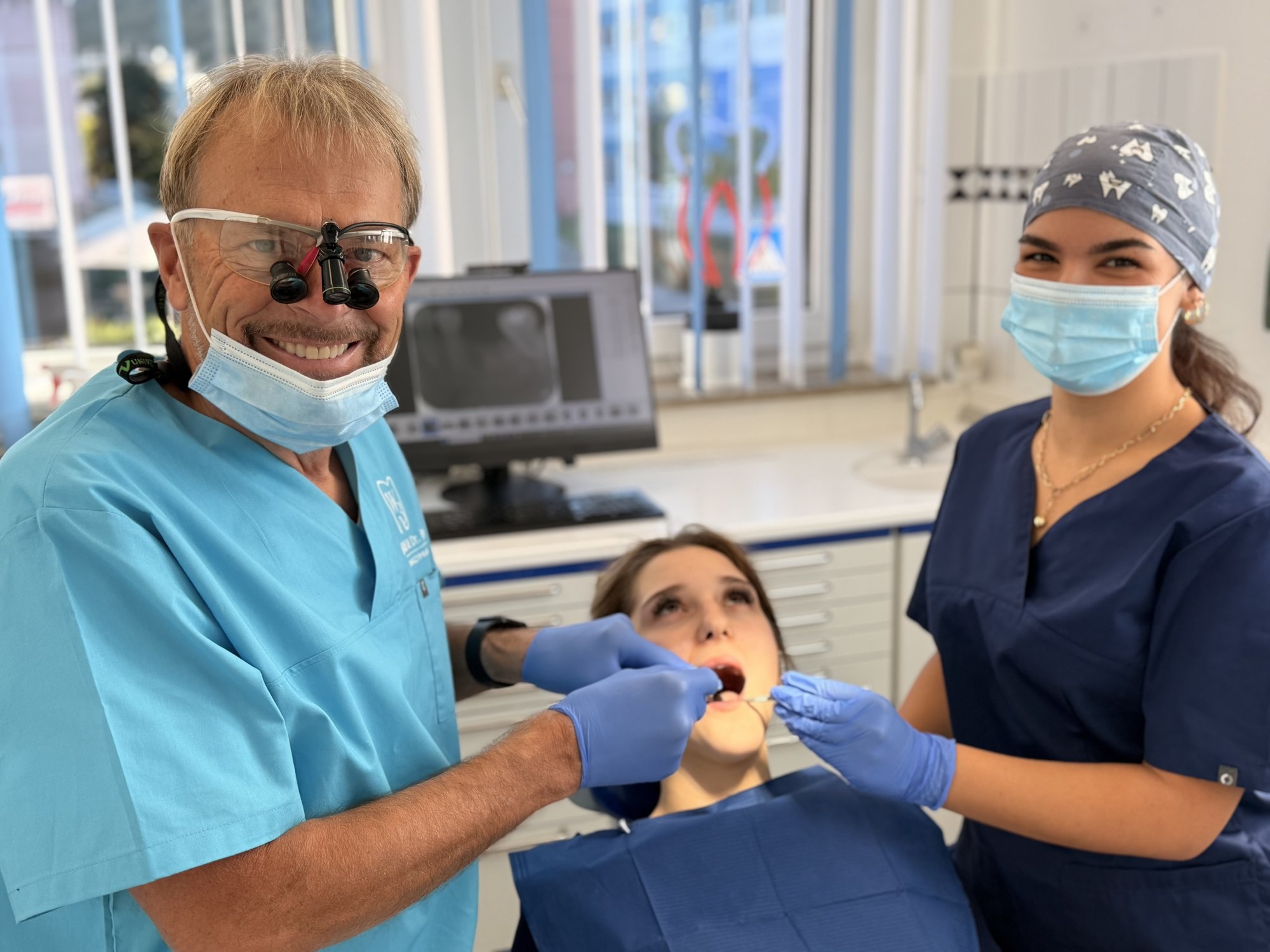 Zahnimplantologie – Behandlung in unserer Praxis